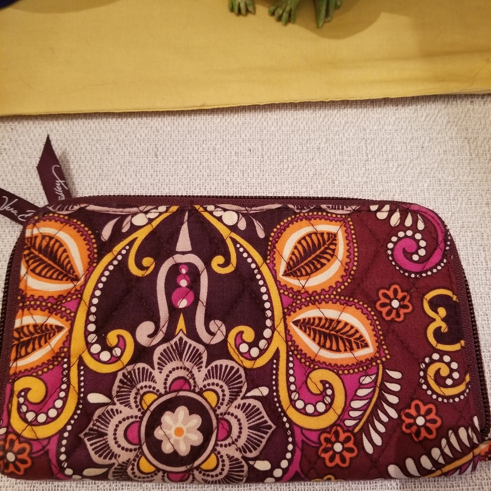 Vera bradley wallet
